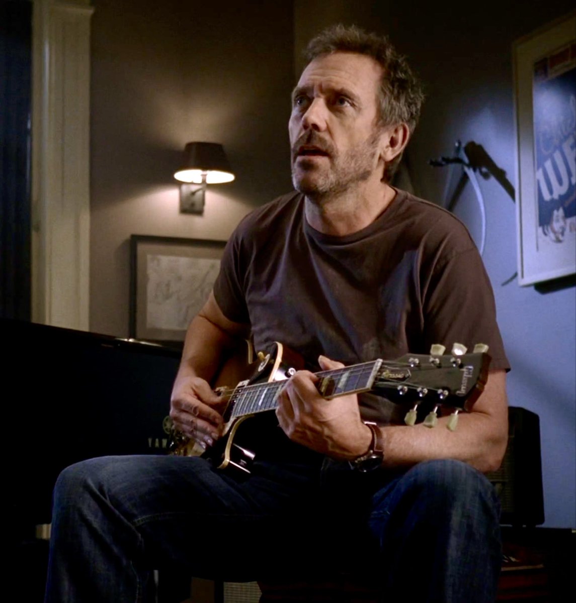 Hugh Laurie Screencaps tweet media