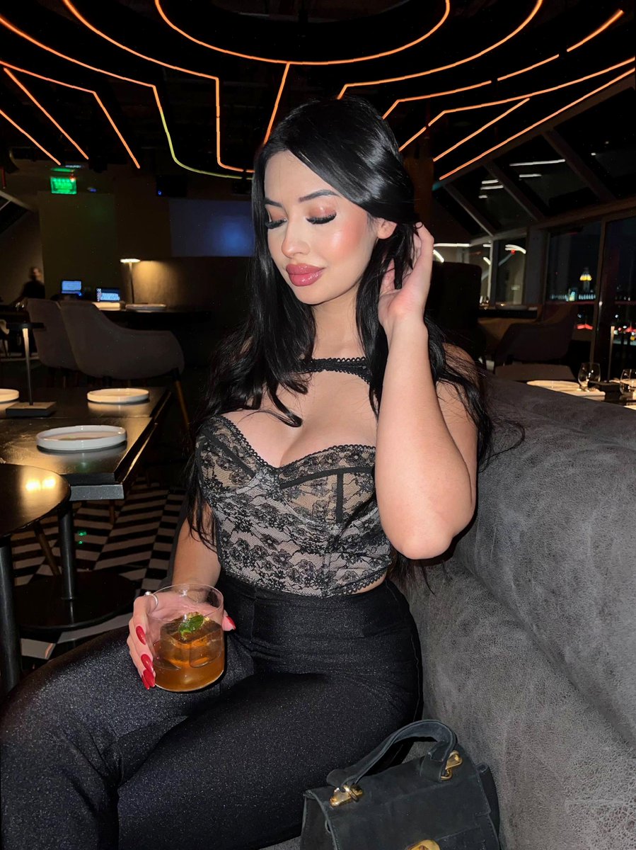 PRINTART3's tweet image. i flossed once and now think i deserve an award 🏆