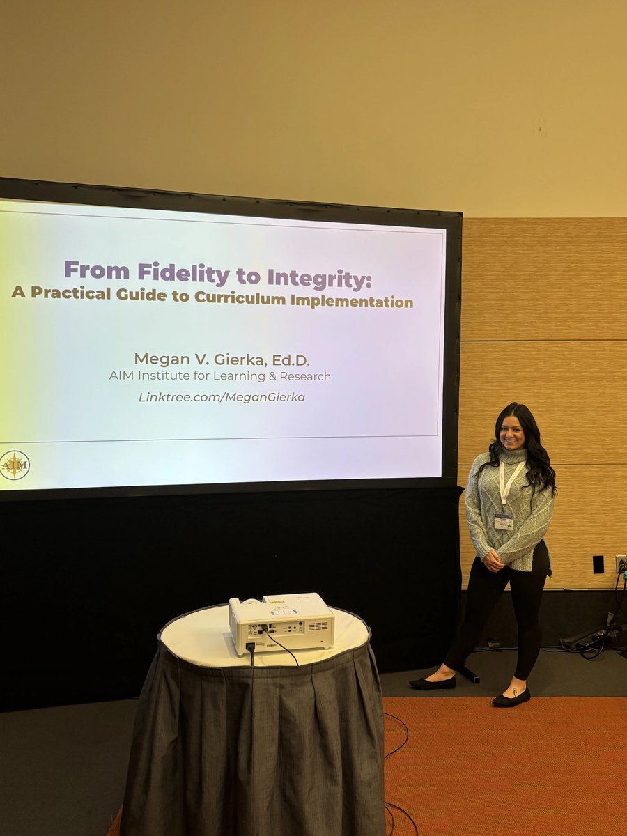 AIMtoLearn's tweet photo. Exciting 1st day at #LearnFwd25. Great learning w/ @MeganGierka and meeting leaders at the sponsorship reception. Don’t miss @CindyHadicke’s presentation tomorrow at 3 pm. #implementation #partnerforimpact @LearningForward https://t.co/LKq1qggQN2