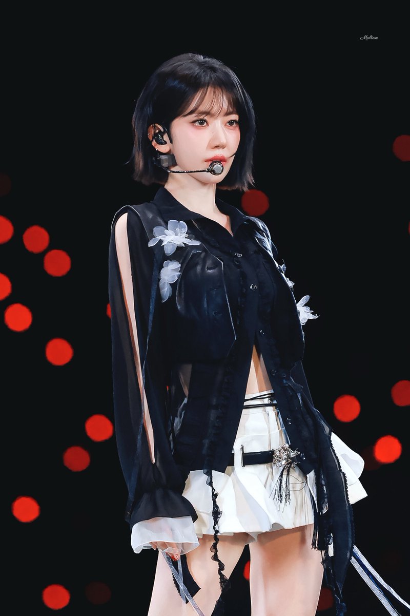 251206 AAA #LE_SSERAFIM #르세라핌 #사쿠라 #宮脇咲良 #SAKURA #ックラ