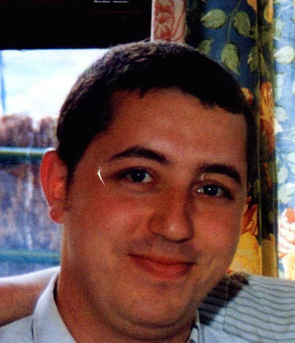 El tiempo pasa, pero tu recuerdo sigue intacto 27 años después.

¡AITOR ZABALETA BETI GOGOAN!