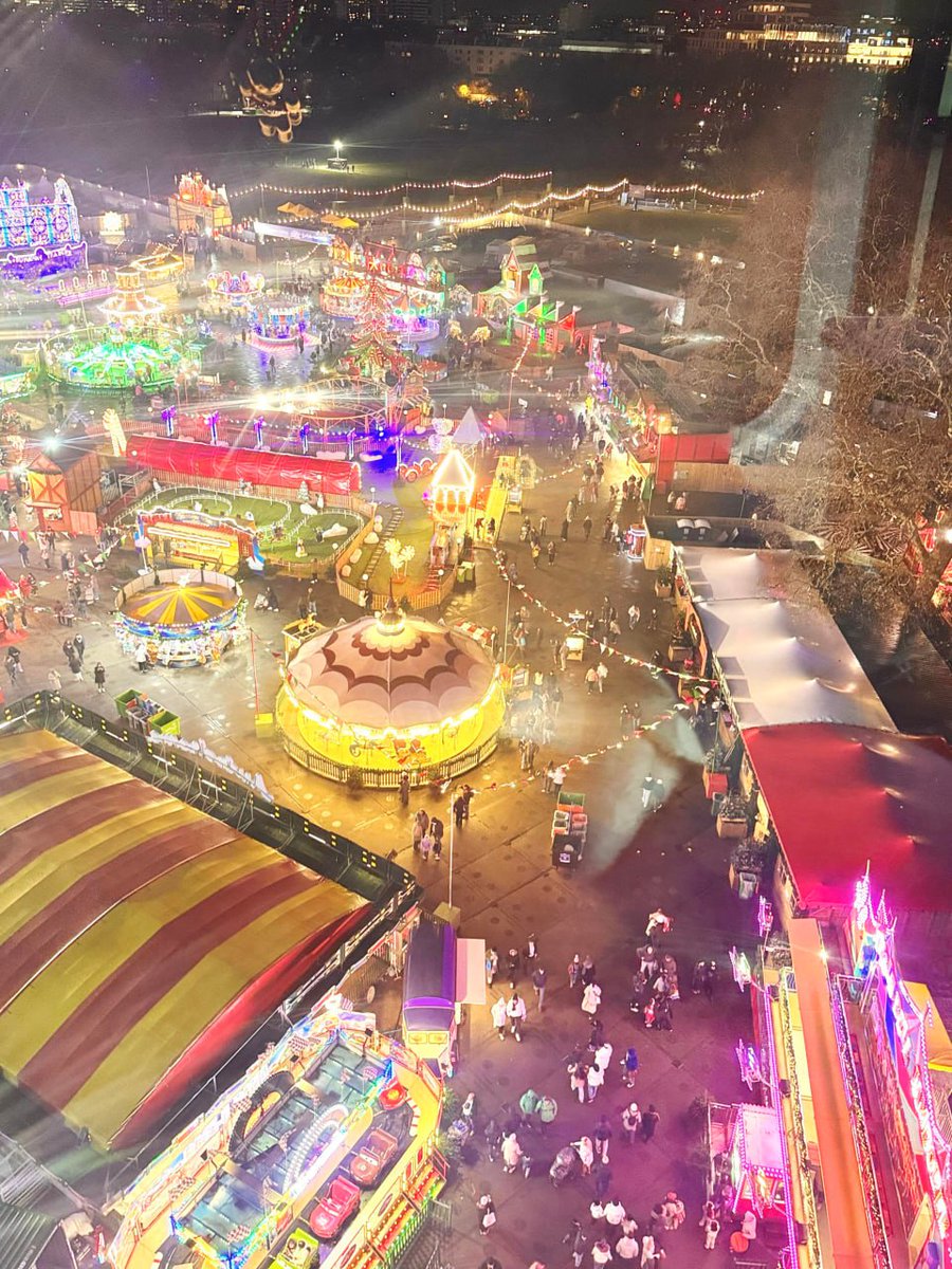 abc2014010's tweet image. The place that feels most like a fairytale in London during winter is Hyde Park Winter Wonderland