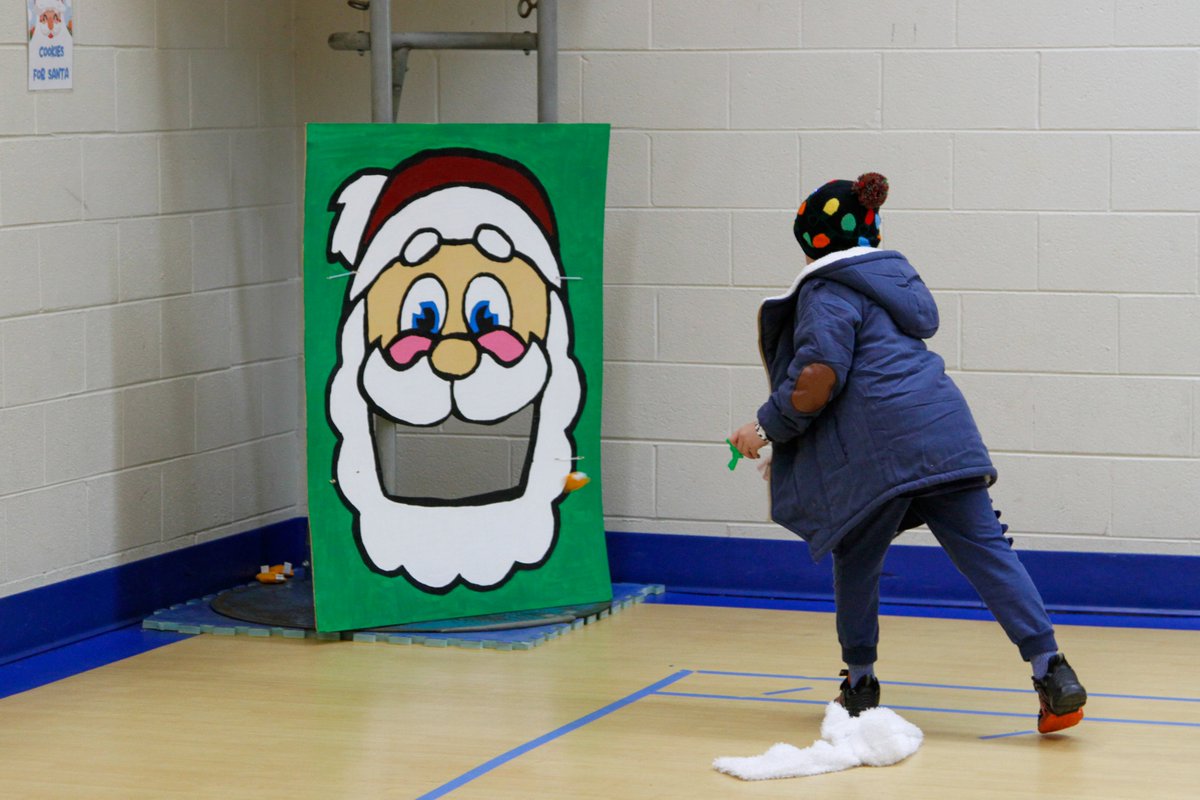 Winter Wonderment is almost here! 🎄❄️ Join us this Saturday from 3–6PM at the Lisle Recreation Center for an afternoon full of holiday magic. ✨

First 150 registrants guaranteed a special gift from Santa! 🎁

Visit bit.ly/RegistrationWi… to register.