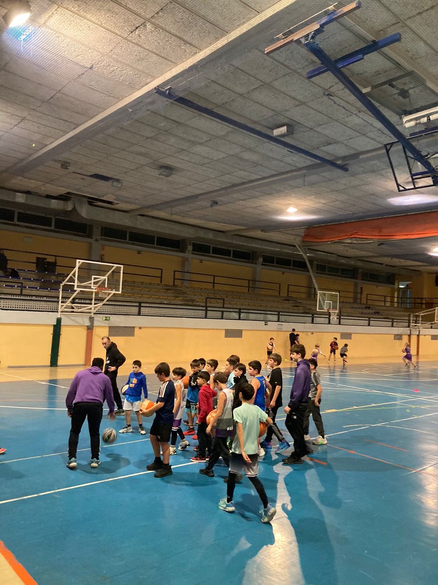 #saskieskola #LanDaLan 💜
#HarrobiaGureEtorkizuna 🔴