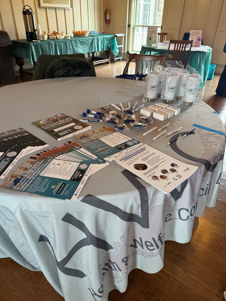Last week, HWCLI joined the East Hampton Healthcare Foundation's Health Fair at St. Luke’s Church! 💙 We spoke with families about Medicare, Medicaid, and our Healthcare Access Programs- helping neighbors get the care they need. 

#HWCLI #HealthcareAccess #CommunityOutreach