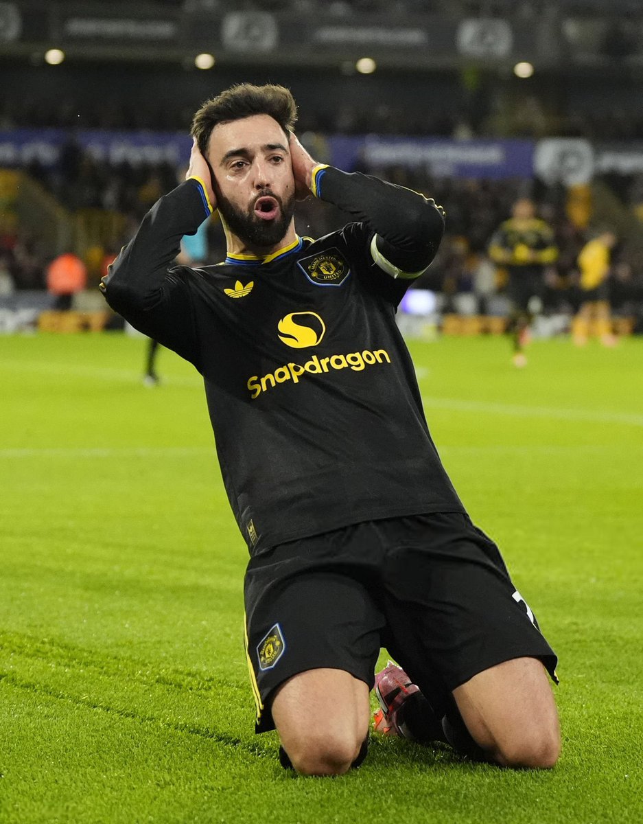 🚨🚨🚨🚨🚨🚨🚨🚨🚨🚨🚨🚨🚨

ساهم برونو فرنانديز في تسجيل (190) هدف في جميع المسابقات منذ انضمامه إلى مانشستر يونايتد 

لايوجد لاعب وسط في الدوريات الخمس الكبرى في جميع المسابقات ساهم بأكثر من ذلك خلال هذه الفترة

😰😰😰😰😰😰😰😰😰😰😰😰