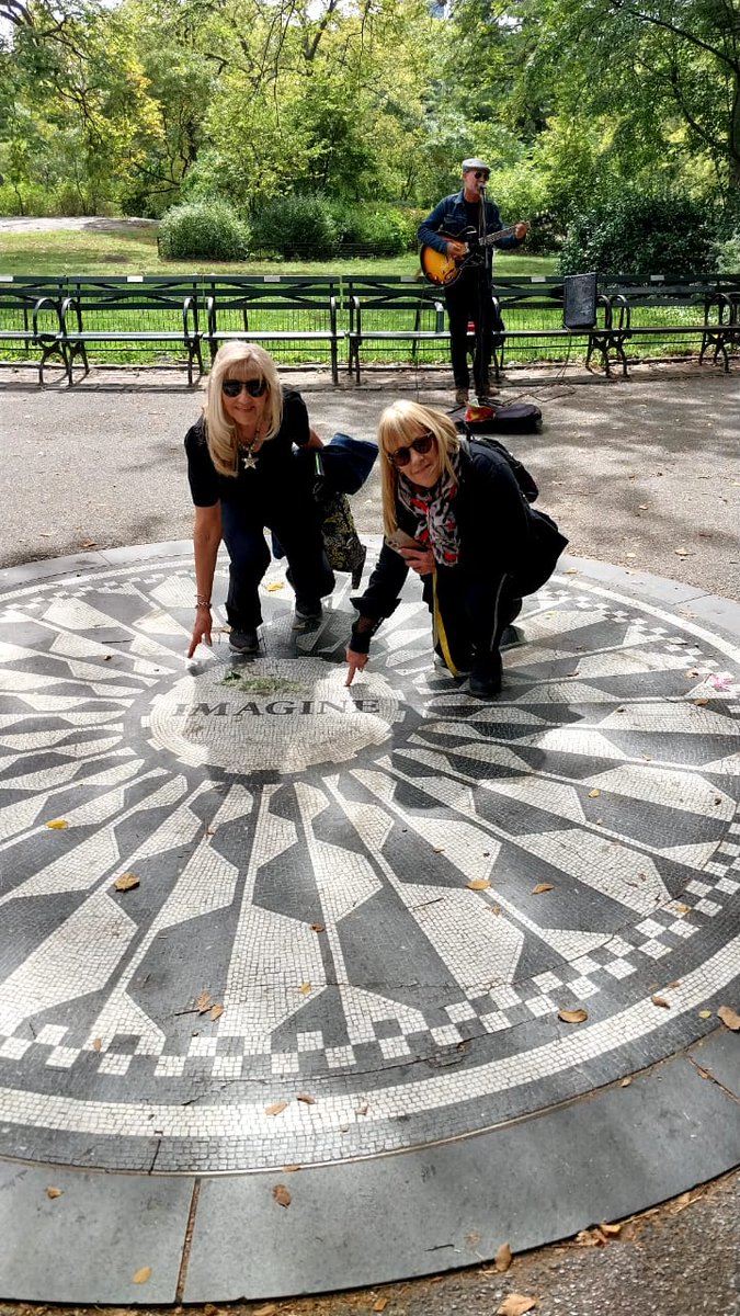 patrylescano's tweet image. Imagine, Central Park. John Lenon.❤️❤️❤️