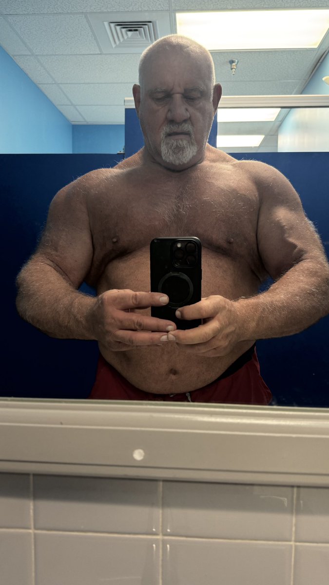 bigukbear tweet media