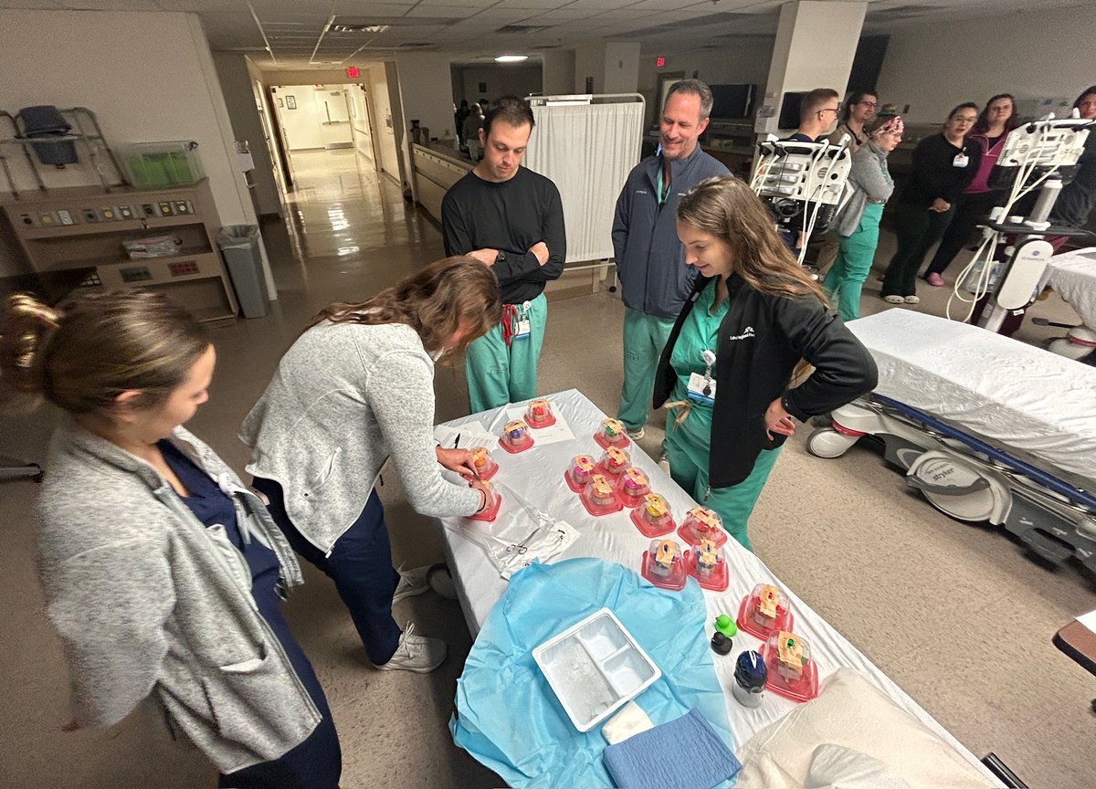LRHGME_EM's tweet photo. Huge shout-out to our residents today — you all crushed our SIM lab! 👏
We focused on lateral canthotomy, and everyone stepped up with amazing technique, teamwork, and clinical reasoning. 🔥

#EmergencyMedicine #SIMLab #ResidentLife #SkillsDevelopment https://t.co/ahlUIESW38