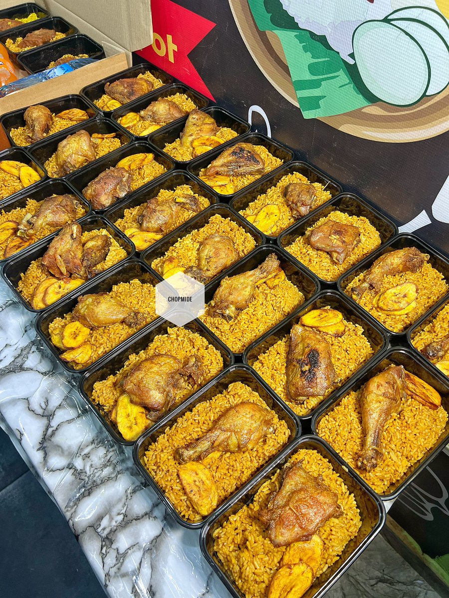 imole__olorun's tweet image. 9 DAYS OF JOLLOF GROOVE 

For the next 9 days, you can get a full, satisfying pack of Jollof Rice + Plantain + Chicken + Drink for just ₦3,000 🤍

I know the goal is big — 2,000 packs in 9 days — and honestly, it doesn’t even look possible on paper.
But I’m holding on to faith,…
