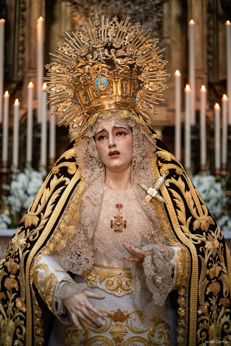 La Virgen de los Dolores.