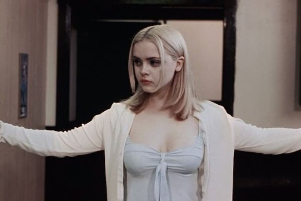 TheCinesthetic's tweet photo. christina ricci in buffalo'66 (1998) https://t.co/kO4XiVs64d