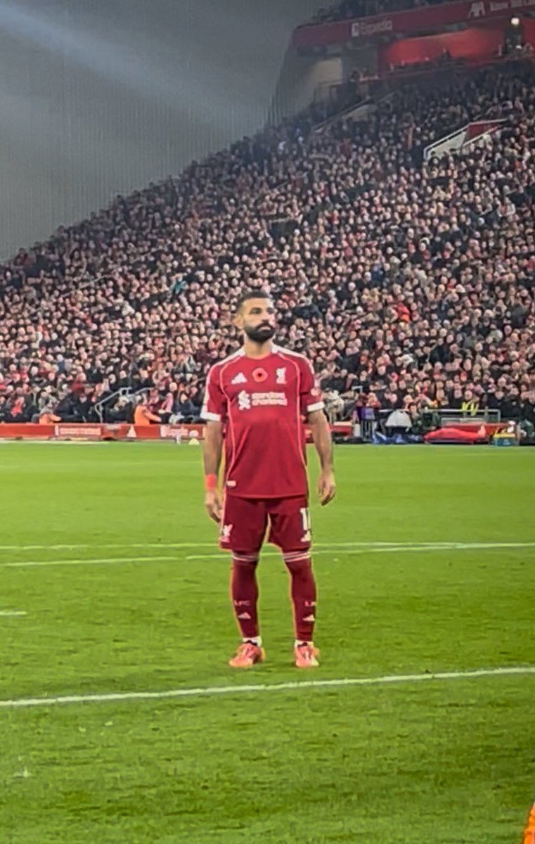ace_47lfc's tweet photo. @SamueILFC I stand with the Egyptian king 👑 https://t.co/7NTevq2nVV