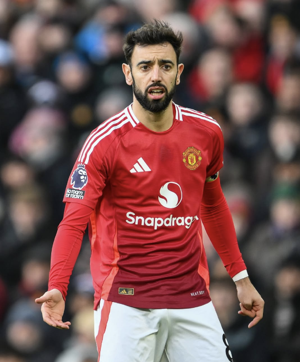 One thing every Premier League fan will agree with:

Bruno Fernandes is the best midfielder in the league.