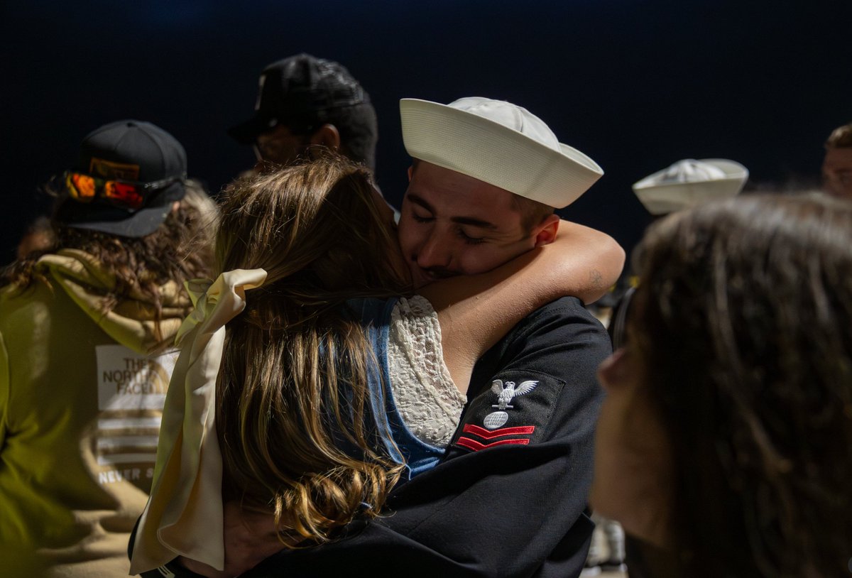 BootCampaign's tweet image. As the year winds down, it's not too late to give to Boot Campaign so we can give right back to Veteran and military families. Your donation provides care for those who need it most. 

Give now at donate.bootcampaign.org