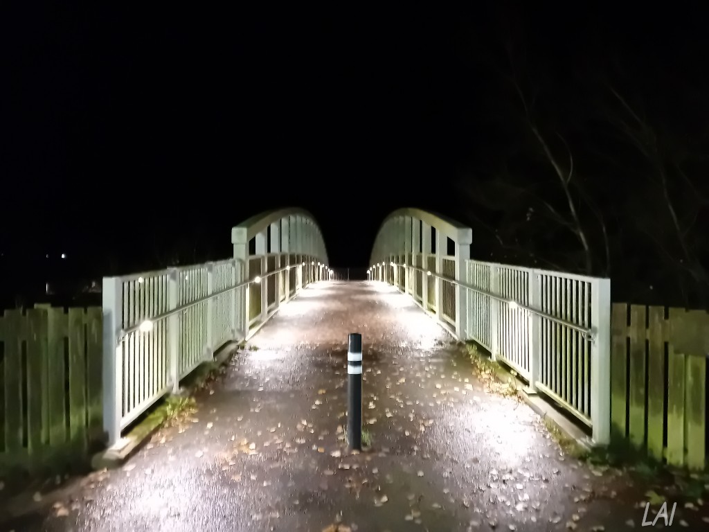 Bridge into the new week 
Good night all 🌃🙋‍♀️