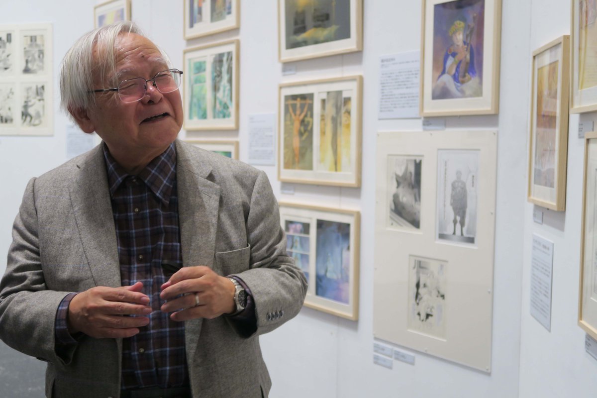 【本日、12月９日は安彦良和先生の誕生日！】
渋谷区立松濤美術館では「描く人、安彦良和」展を開催中。貴重な原画や資料を通して、圧倒的な世界観を存分にお楽しみいただけます。安彦先生は今日で78歳。いつまでもお元気でいてください！