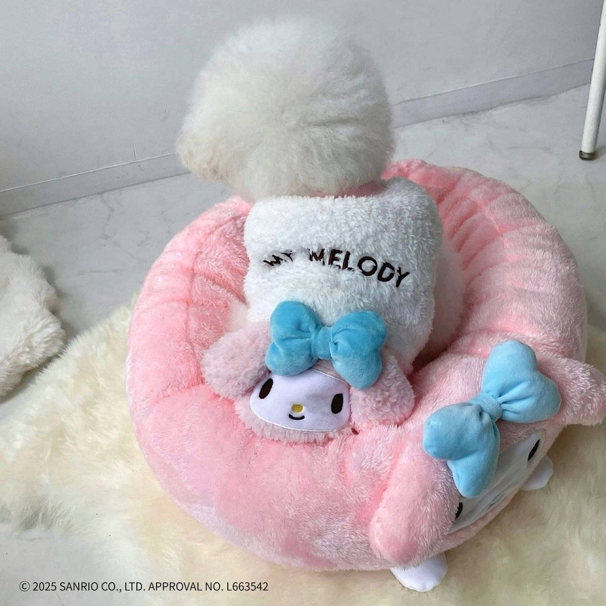 sanrio_news's tweet photo. #Sanrio×#ASKNOWASplus
ペット用のプルオーバーとラウンドベッドが登場！
ハローキティ･マイメロディなど全6キャラがラインナップ♪
もこもこふわふわで、とってもかわいい♡
全国のAS KNOW AS Plus 21店舗、ZOZOTOWN、Rakuten FashionでGETしてね☆
https://t.co/m3RXil8tkj https://t.co/2LqeVL8cL3