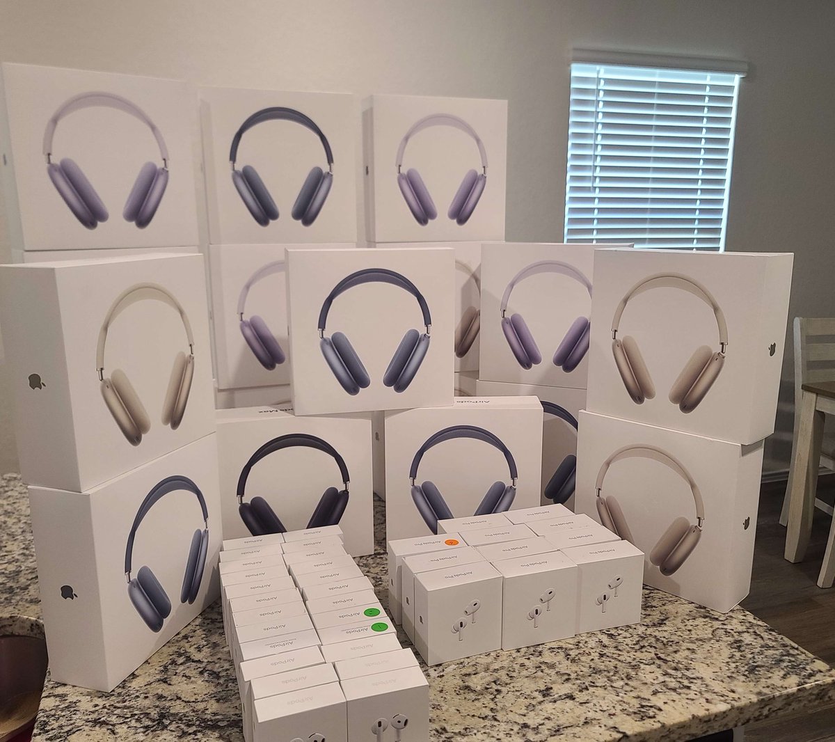 Glitched Deals tweet media