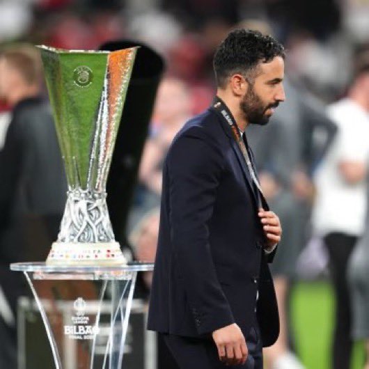 DecUTD_'s tweet image. 4-1 up and ZERO Shea Lacey minutes, he just doesn’t get it does he?