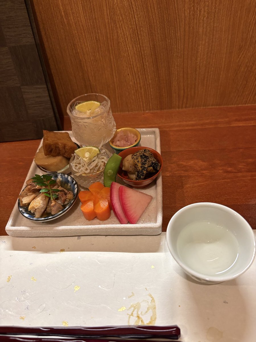 昨夜は吹雪の中の美食でした♪