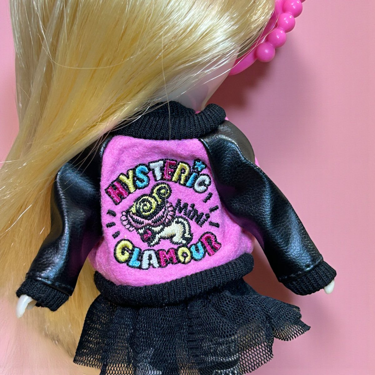 スージーヒステリックさんのアウトフィットをゲット✌️ さすが