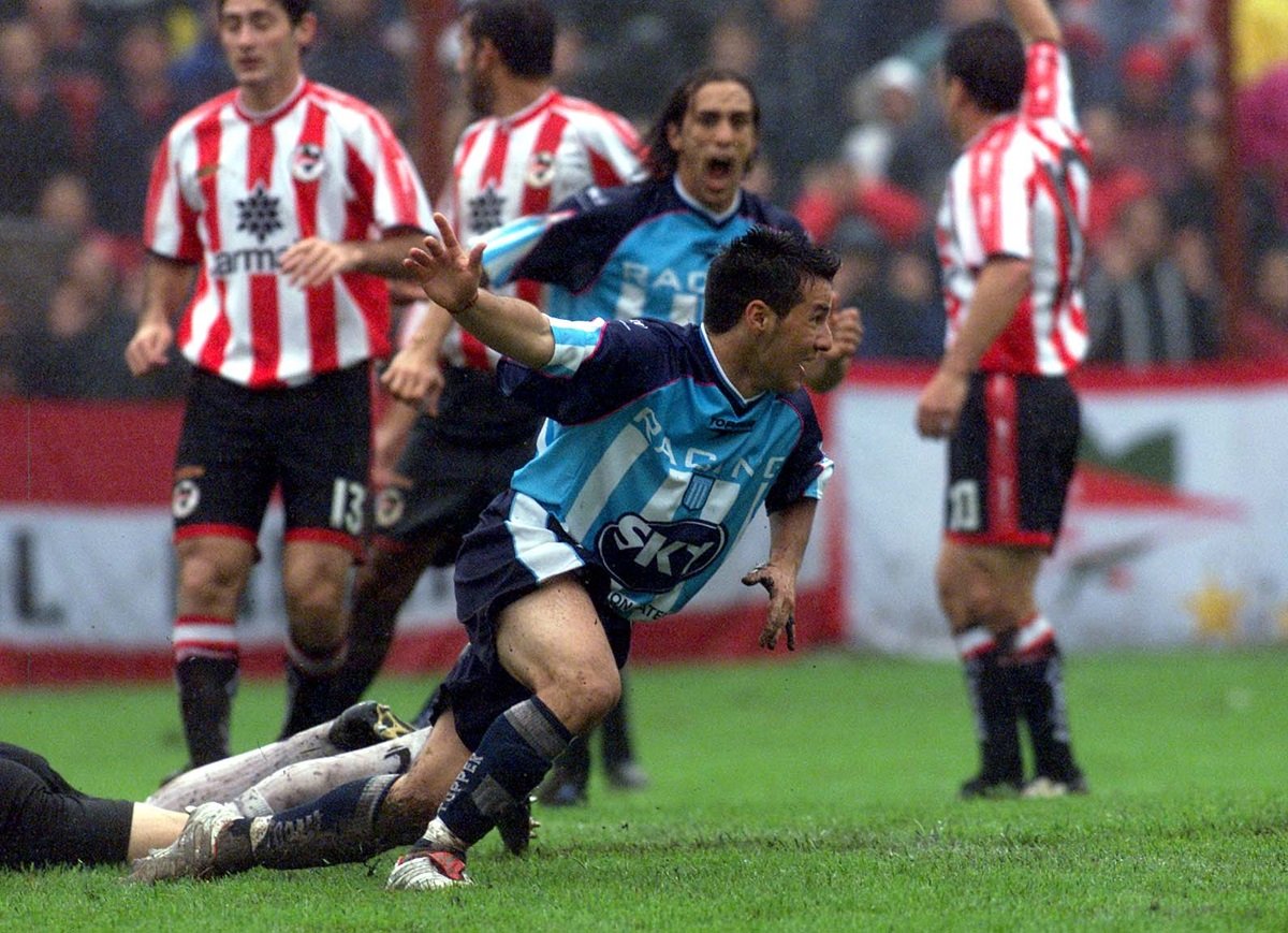 LA ACADE PONGA HUEVO Y VAYA AL FRENTE CON EL CÓRAZON