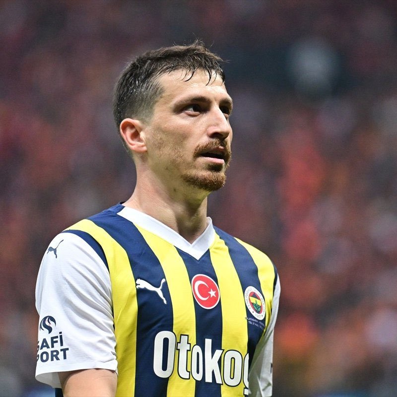 Mert Hakan Yandaş’ın tutuklanması üzerinden, Türkiye’nin en köklü spor camialarından biri olan Sosyal Medyada Fenerbahçe’yi töhmet altında bırakmaya yönelik çabalar doğru değil . Mert Hakan Yandaş’ın durumu adli makamların takdirinde gelişmiştir,  yani hukuk gereğini yapmıştır.