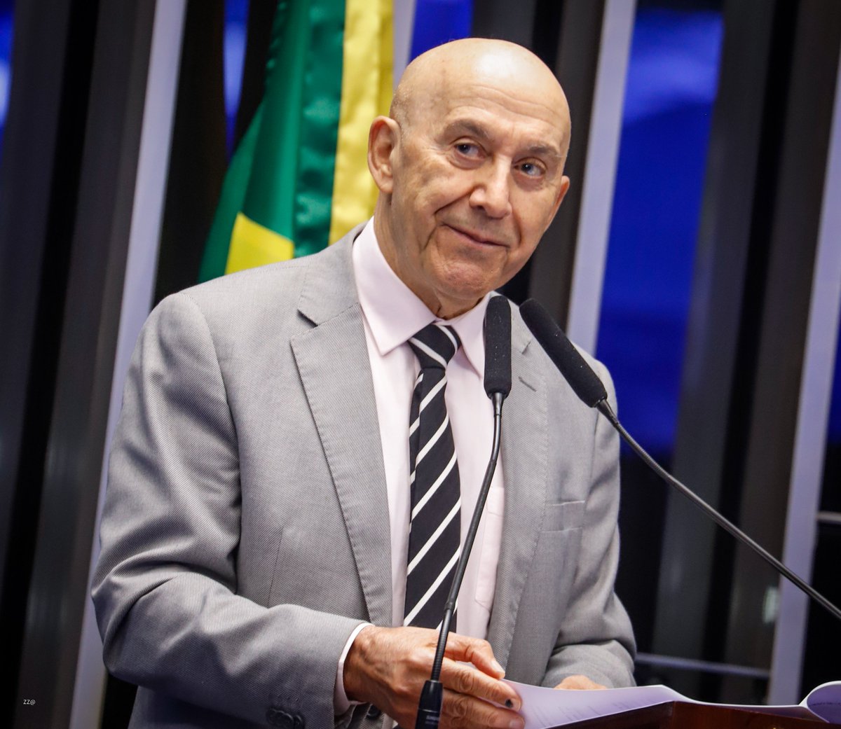 Em discurso emocionado nesta segunda-feira (8), o senador Confúcio Moura  fez um forte pronunciamento no plenário para denunciar o avanço da violência contra mulheres no Brasil e cobrar medidas urgentes do Estado e da sociedade. senadorconfucio.com.br/confucio-moura…