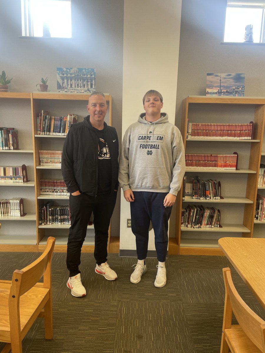 zach davis tweet media