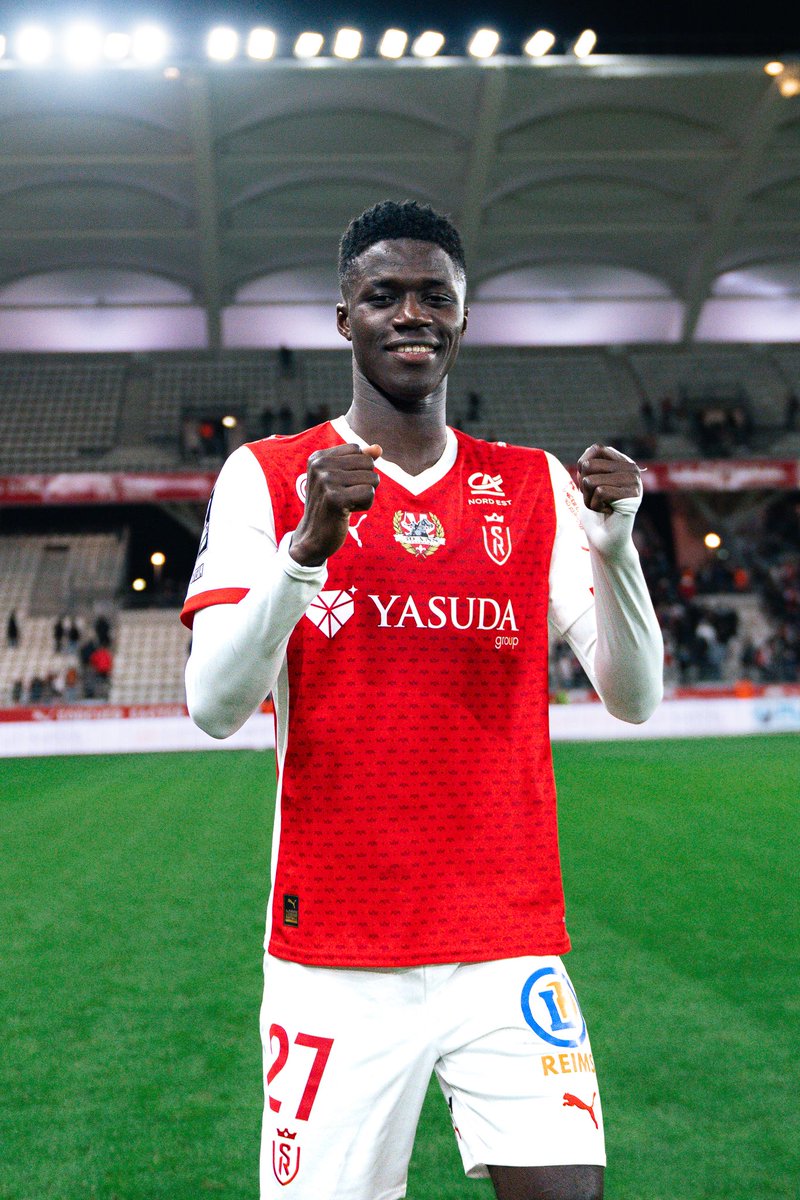 StadeDeReims's tweet photo. ๐๏ธ Soirรฉe parfaite ร ๐๐๐ฅ๐๐ฎ๐ง๐... ๐ฅ
โ
Avec une 3รจme victoire consรฉcutive pour nos ๐ด&โช๏ธ en @Ligue2BKT ! ๐
#SDRLAVAL #GoSDR https://t.co/EE2EWp3is3