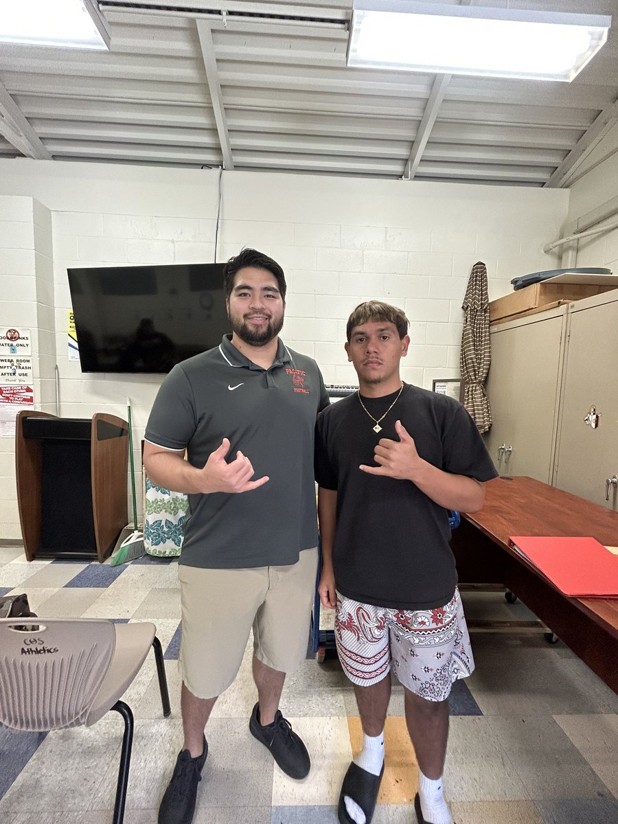 aiden kahele tweet media