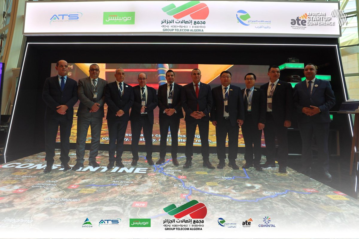 عودة بالصور من فعاليات اليوم الثاني لـ African Startup Conference 2025 🇩🇿🌍

يواصل مجمع اتصالات الجزائر رفقة المؤسسات الاقتصادية التابعة له مشاركته كـ راعي استراتيجي لهذا الحدث القاري الهام.