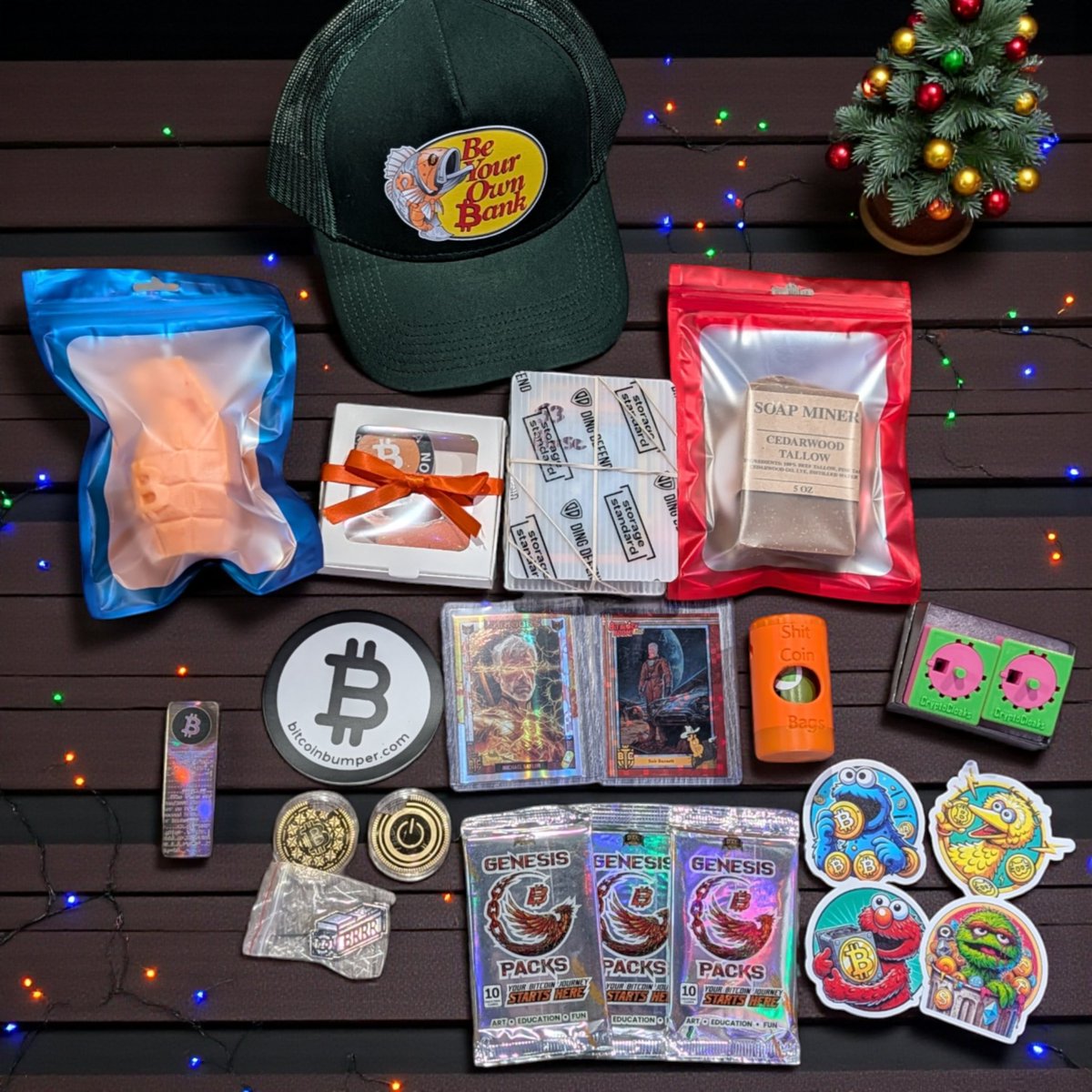 DAILY GIVEAWAY #8!!!
VERY RARE WhiteRabbit bookmark. IYKYK. Miss ya buddy!

How to enter: If a rabbit 🐇 stole a Bitcoin product from the CryptoCloaks shop. Which one would it be?

Winner picked right before I go to bed to hopefully allow the other side of the world to enter!