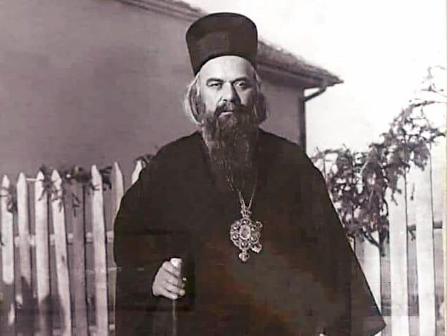 О Господе Исусе Христе, животе наш, мудрости наша и љубави наша, очисти нас и усели се у нас. Теби слава и хвала вавек. Амин.

Св. Владика Николај