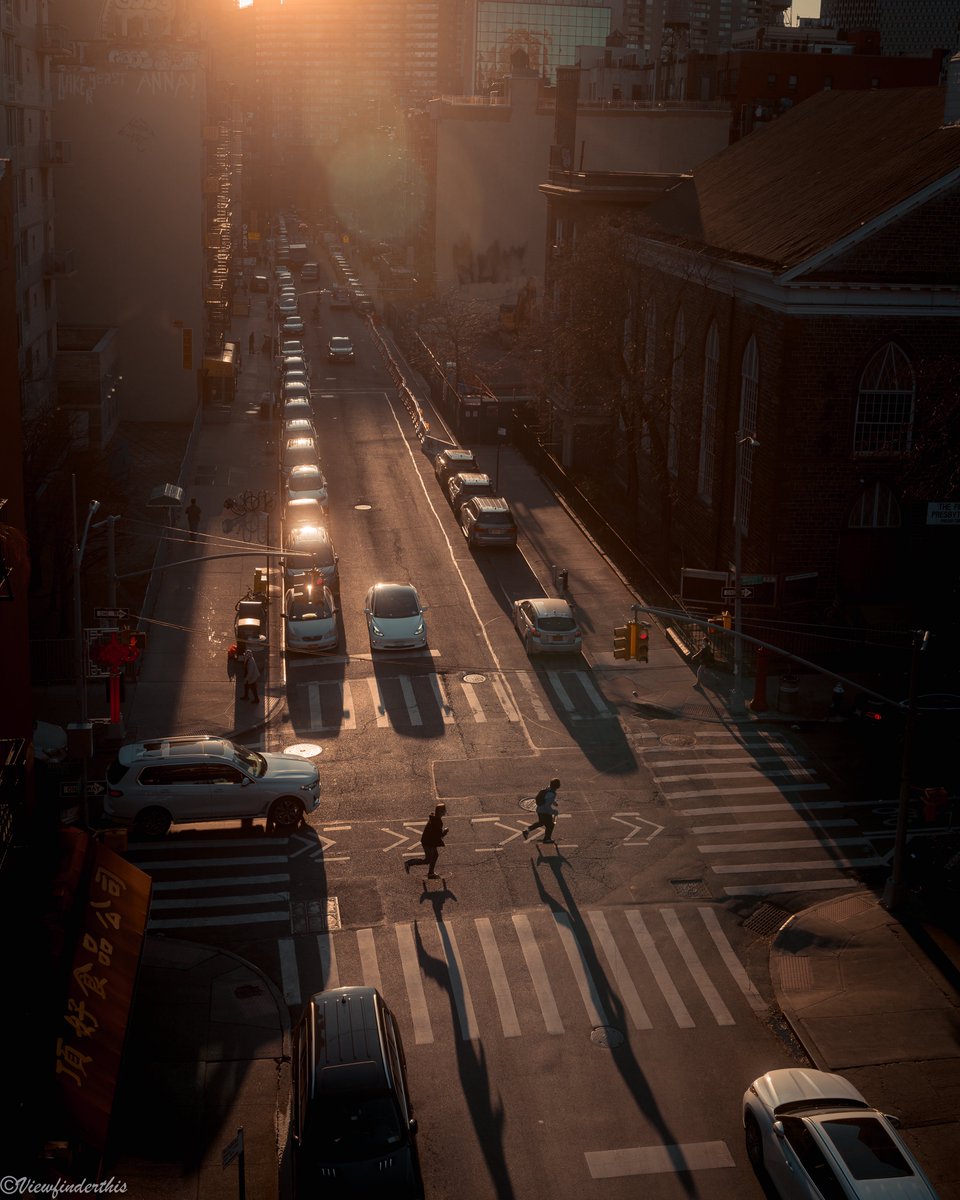 viewfinderthis's tweet image. Chasing Light in NYC
