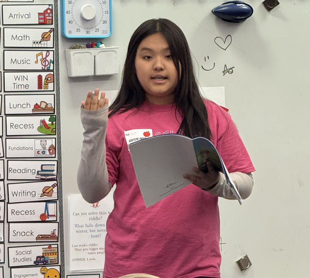 SilverCreekLA's tweet photo. SCLA 10th graders spent today @AlpineEl teaching Junior Achievement lessons, proof that today’s high school leaders are shaping tomorrow’s leaders! So proud of this powerful @SVVSD / @JARockyMountain
partnership! @SilverCreek_HS https://t.co/m7vs7yJH0i