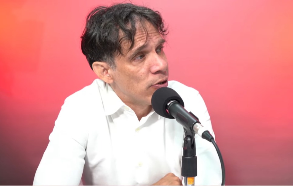 CorapeRadio's tweet image. #Entrevista | “Hay un montón de desapariciones forzadas y ejecuciones extrajudiciales en los últimos 24 meses”, señala Pedro Granja.

AUDIO►radio.corape.org.ec/noticia/item/e…