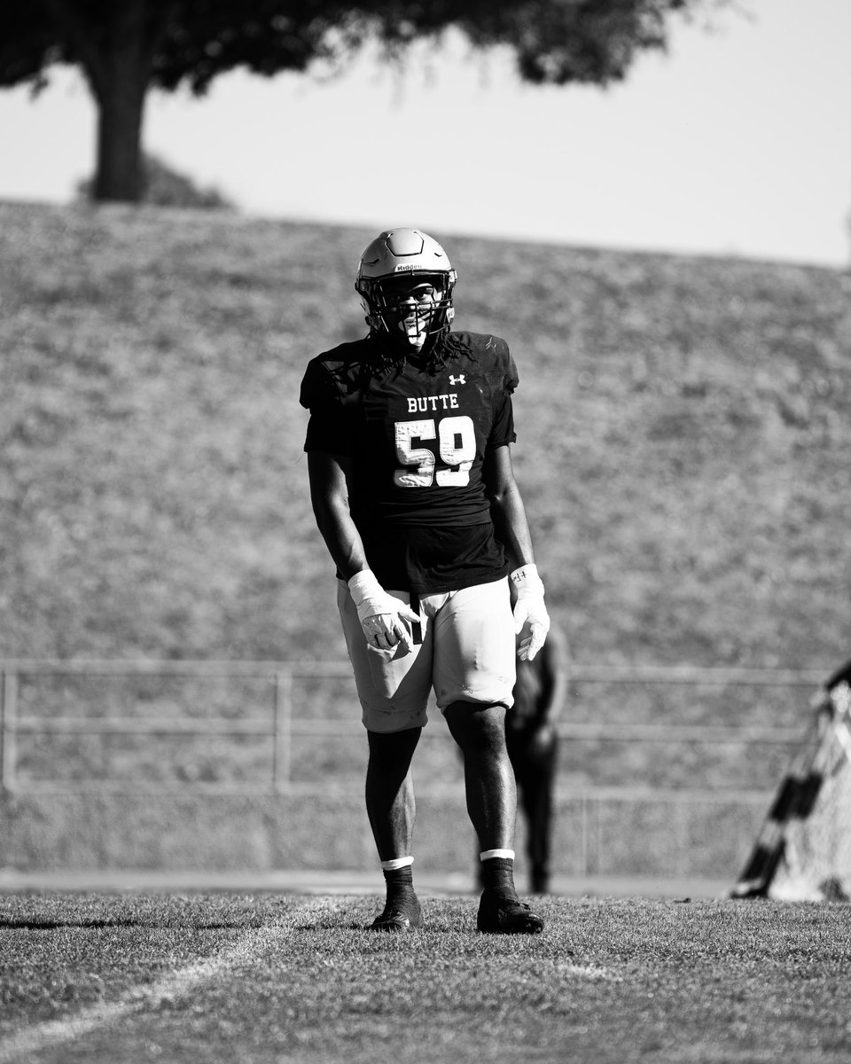 kharybeler's tweet photo. Here are my full Butte highlights‼️ 
6’2 285 lbs Defensive linemen | 3.4 GPA 📚
#JUCOPRODUCT #butte #AGTG 
@Coach_Snelling @CoachPhipps8 @DBCoachNoxBC @CoachFlesh @CoachFunk55 
Link to film 🎥 :  https://t.co/i7VhMSA34k https://t.co/98cWnC1S8o
