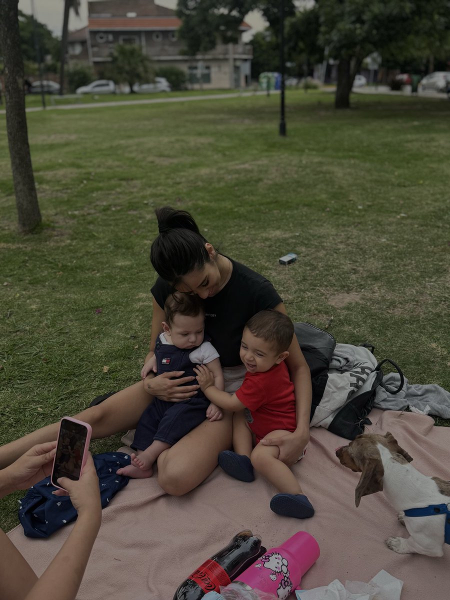 Luliledesmma's tweet photo. Tarde de mucho amor❤️ https://t.co/EwQtCRU42F