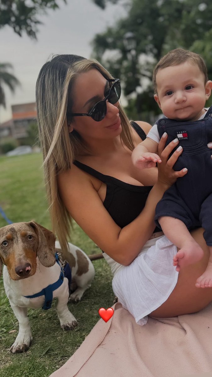 Luliledesmma's tweet photo. Tarde de mucho amor❤️ https://t.co/EwQtCRU42F