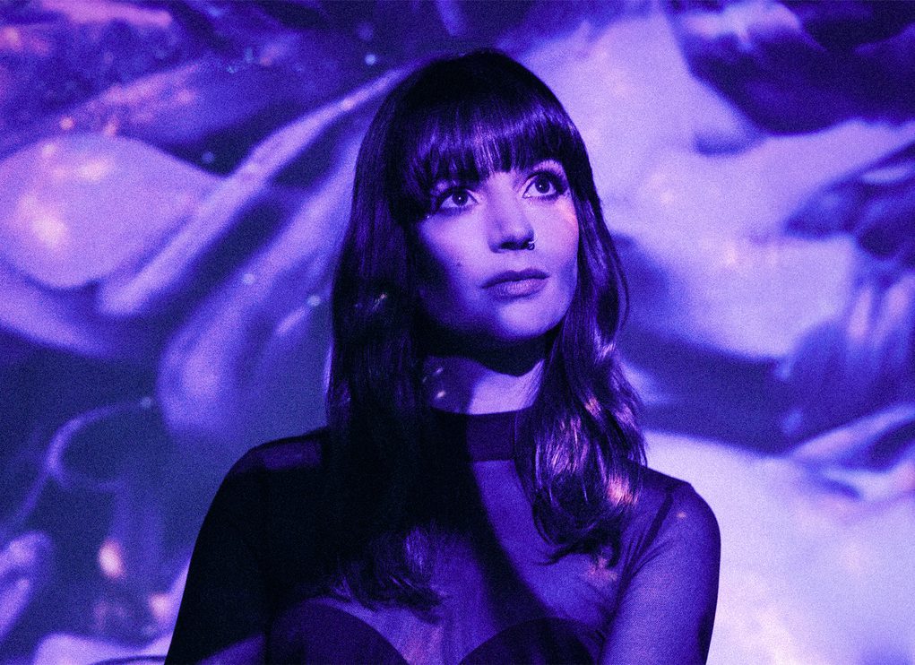 tmradicalist's tweet photo. List Pick: Naarm/Melbourne-based singer-songwriter @AnnaSmyrk has revealed her poignant new track, ‘This Is A Drill’.
https://t.co/0JuuiYSx58 https://t.co/MhpyBQQ5RF