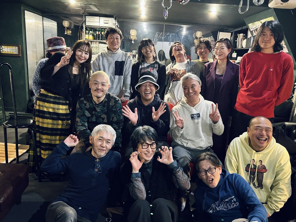 鶯谷の前は #シネイカ でした！
Xmas映画の話もですが、皆さんのXmasとの対峙の仕方が、実にそれぞれなんだなぁというのが面白かった。
遊びに来て下さった皆さん、ゲストのPOP雑炊カシマくん、ありがとうね〜！