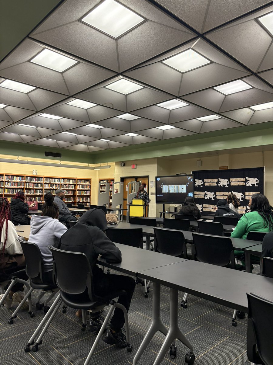 FCHSAP's tweet photo. We had a wonderful combined SIC/ AVID Night! 👏🏆 Kudos to the students, teachers, parents, Mrs. Kennedy- Baker, Mrs. Morgan, and Mr. Fianu!!! https://t.co/D0D4AvsMcb