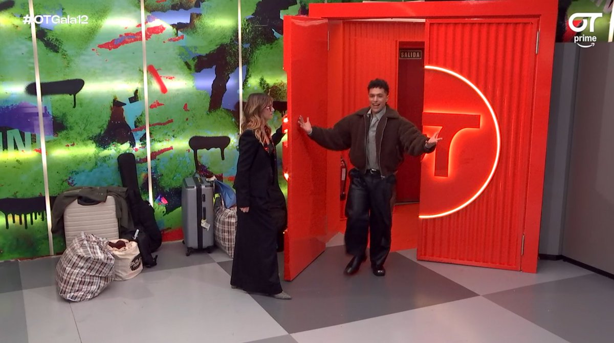 *Tinho es finalista*
"HE VUELTO Z*RRAS"- Tinho 2025
JAJAJAJAJAJAJA ES EL MEJOR #OTGala12