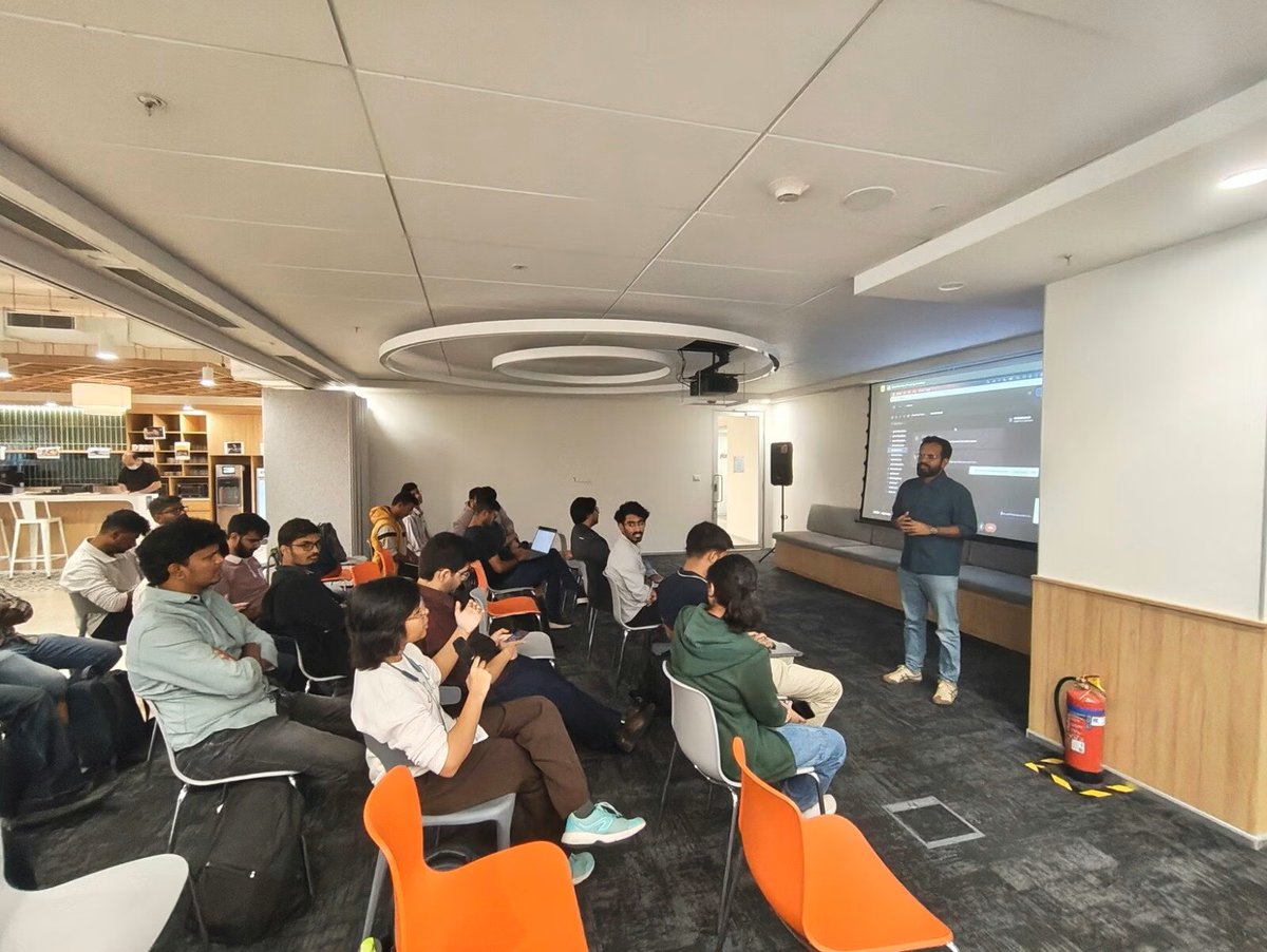 AI Tinkerers tweet media