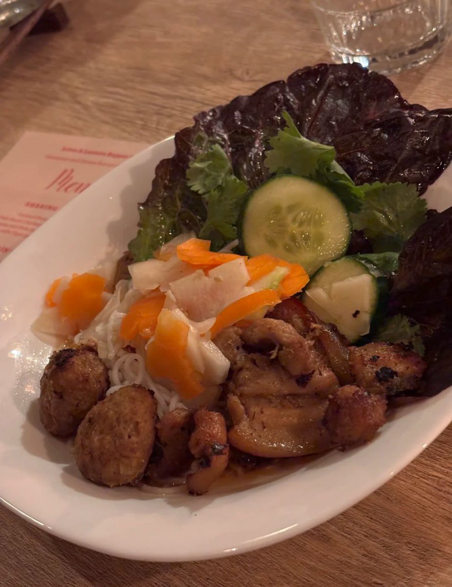 babelrules's tweet photo. Dinner isn’t just dinner when friends are involved—it’s a nightly reminder that we’re never alone 🍽🤗🌙 https://t.co/IXh1YLvsTv