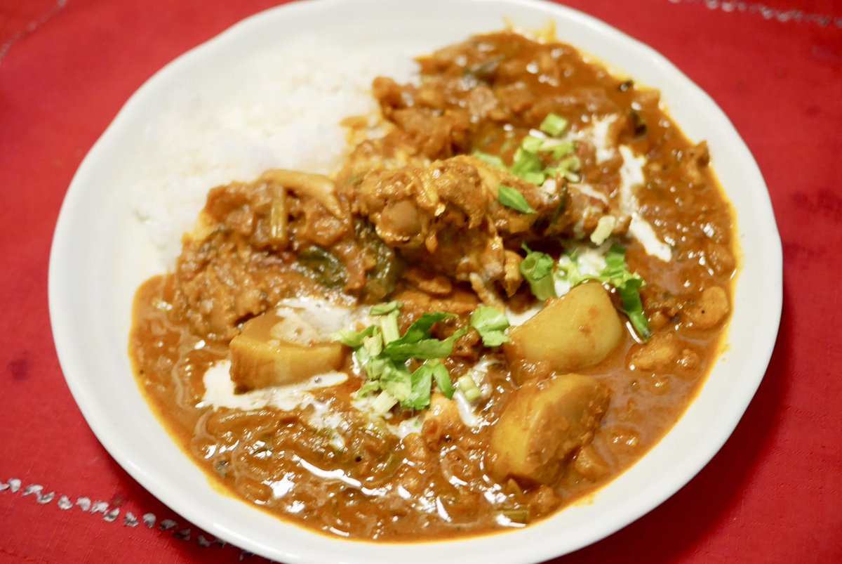チキンとカブのカレー(Chicken &amp; Turnip Curry)。