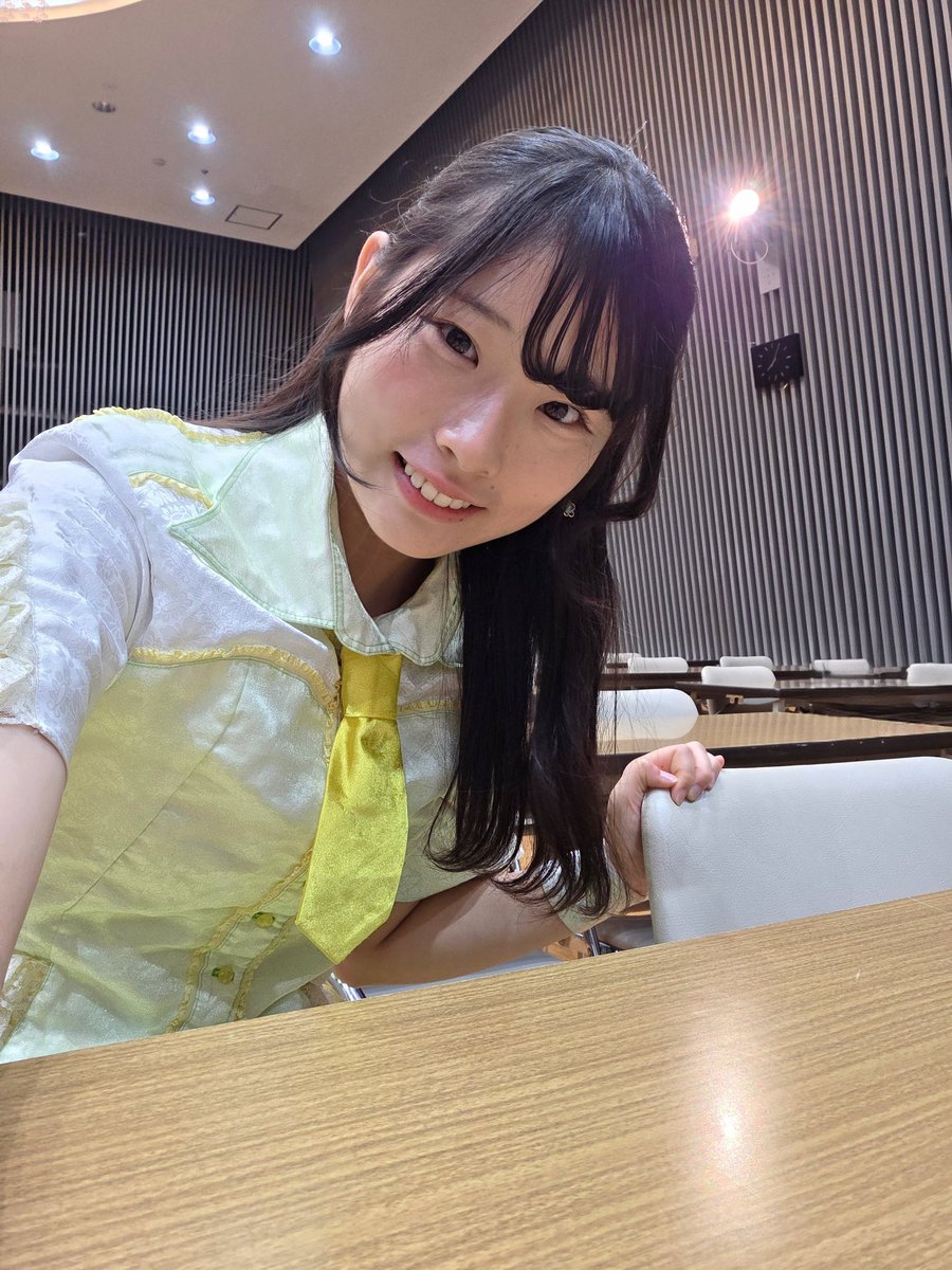 yasue_riruha's tweet photo. おはようございます🔆
次のテストに向けて、一緒に勉強しませんか…？…え、もう課題終わったの！？課題ギリギリ派いませんか…！
#知多娘  #テスト  #課題に追われる https://t.co/PF8eHySVuC