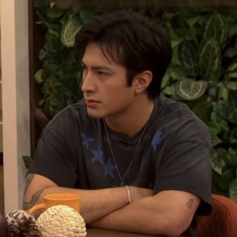 rileyauras's tweet image. #approved